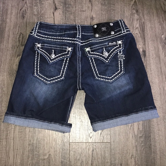 🚫SOLD ON MERCARI🚫🎉HP🎉Miss Me Shorts - Picture 4 of 13